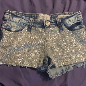 Day trip sequence shorts